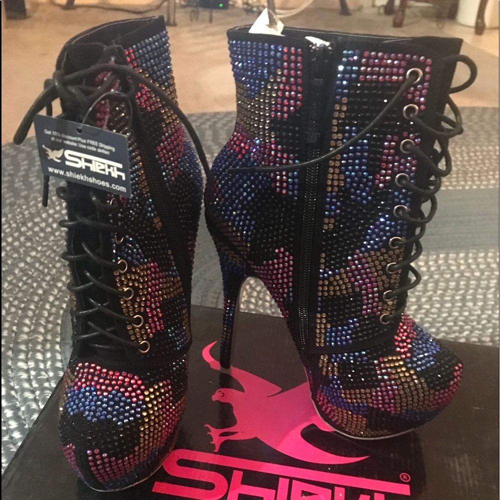 Boots 👢